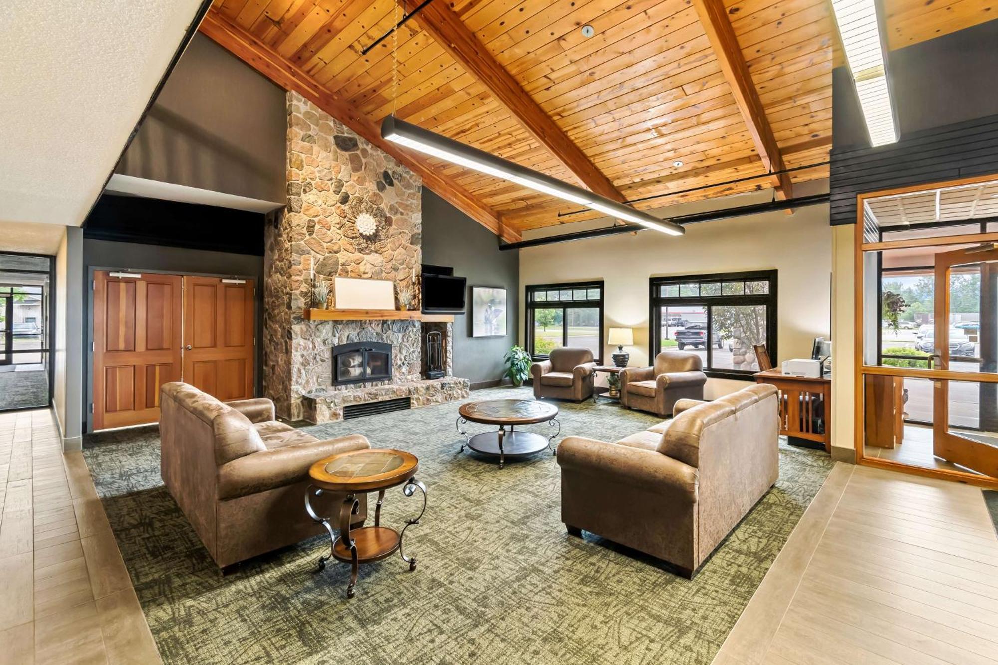 Heartland Inn & Suites, Surestay Collection By Best Western Park Rapids Exteriör bild